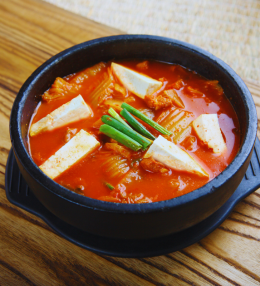 Kimchi Jjigae